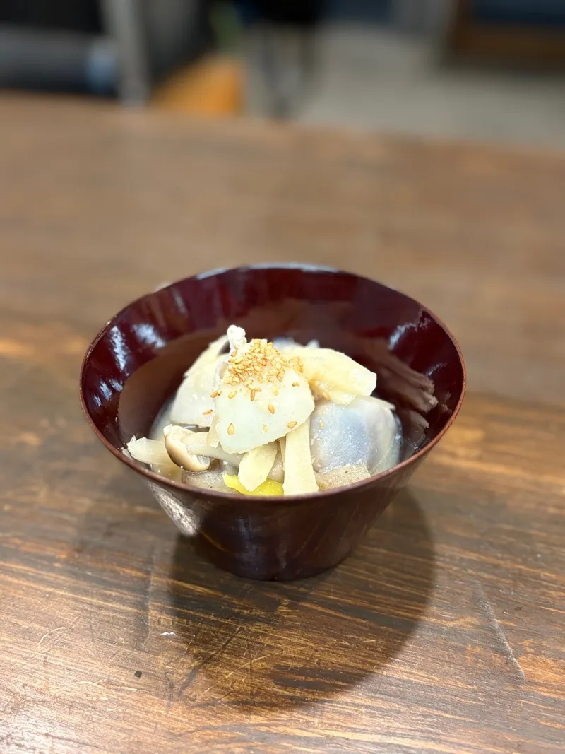具沢山　芋煮