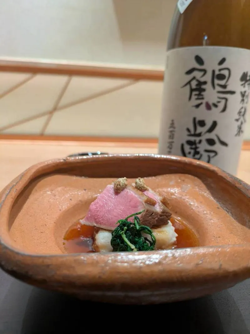 燻し鴨ロース煮と焼蓮根饅頭 のべっこう餡掛け