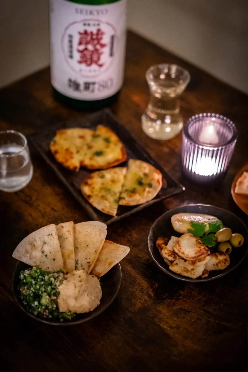 Sake House 洋風の肴と日本酒の写真1